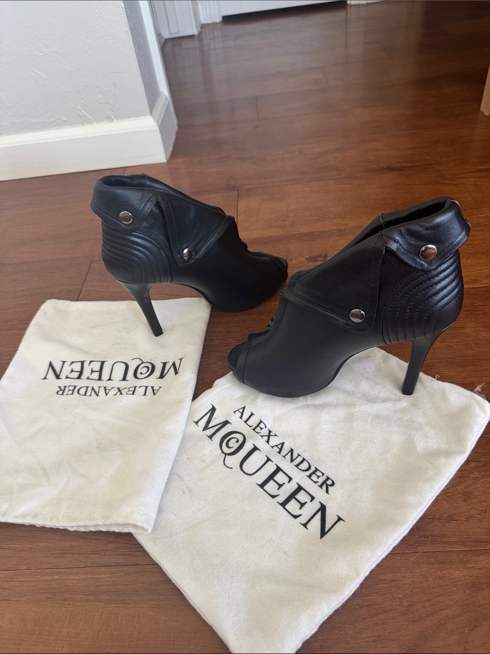 Alexander McQueen Black Leather Peep-Toe Stiletto Ankle Booties - Picture 17 of 17
